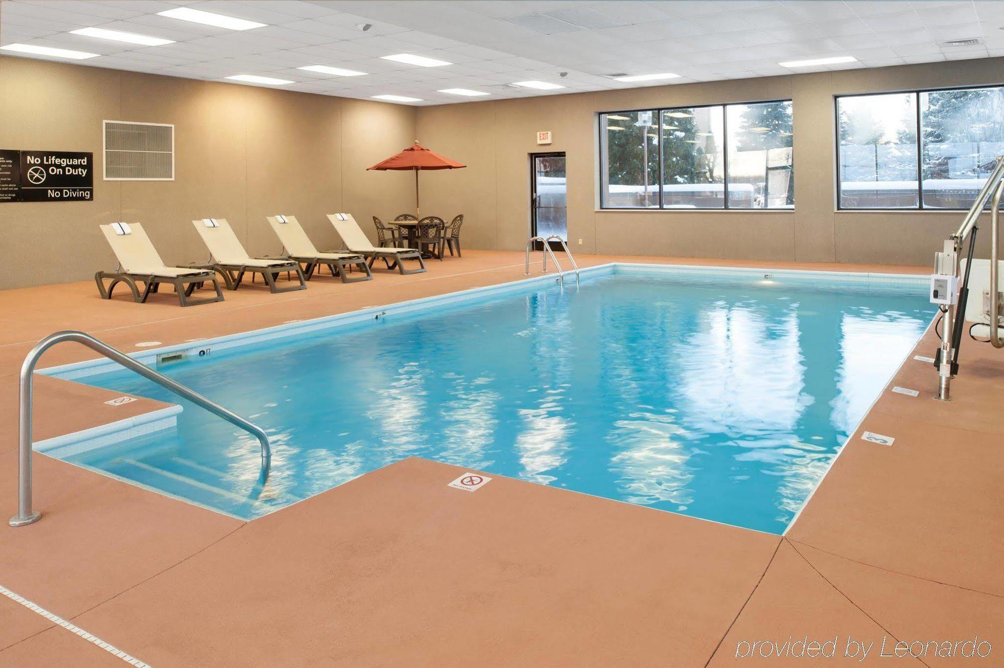 Hampton Inn Saint Joseph Interstate 94 Stevensville Exterior foto